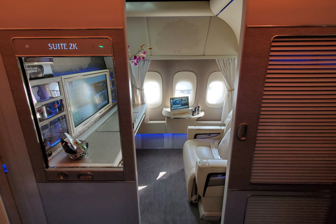 First Class Flight Deals With Pointrs